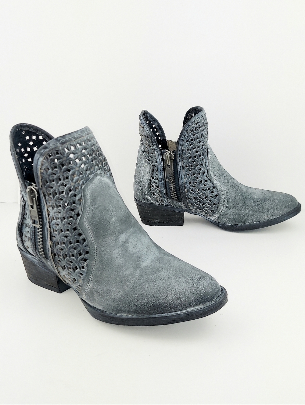 Corral Circle G Gray Distressed Cutout Ankle Booties NWOT - Picture 2 of 11